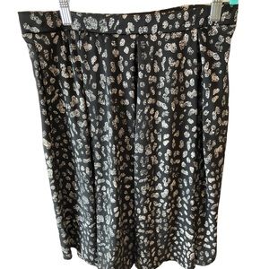 LuLaRoe Black and Silver Patterned Skirt